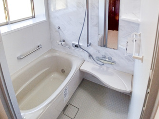 バスルームリフォーム 断熱対策をした温かいお風呂と使いやすい洗面所