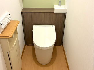 トイレリフォーム 色合わせにこだわった可愛い雰囲気のレストルーム
